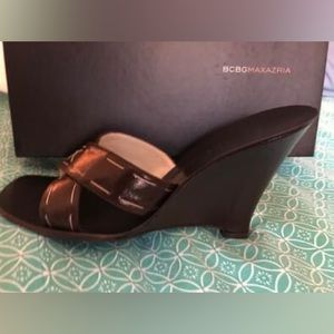 BCBG Max Azria Kid Leather Slides - NIB - Sz 9